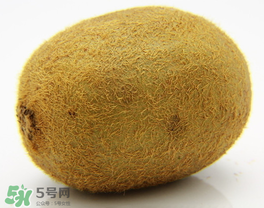 獼猴桃中間白色的能吃嗎？獼猴桃中間的白心可以吃嗎？