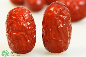 紅棗有點(diǎn)苦怎么回事？紅棗發(fā)苦還能吃嗎？