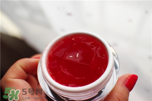紅酒面膜可以天天敷嗎？紅酒面膜敷完臉用洗嗎？