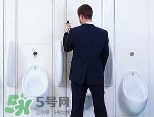 男性尿痛出血怎么回事？男性尿痛是怎么引起的