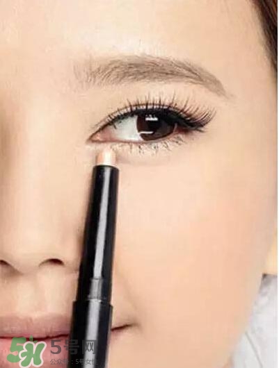 啞光是什么意思？化妝品啞光好不好？
