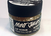 lush唇部磨砂膏怎么用？lush唇部磨砂膏使用方法
