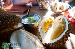 榴蓮可以和海鮮一起吃嗎？榴蓮和海鮮一起吃會(huì)怎樣？