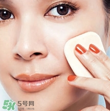 吃妝太厲害怎么辦？臉上吃妝怎么補(bǔ)救？