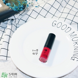 蜜桃色口紅是什么顏色？蜜桃色口紅試色