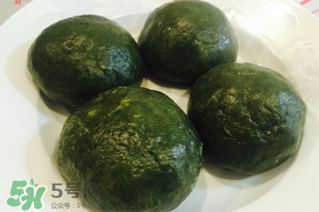 做青團(tuán)的草叫什么？青團(tuán)子用的青是什么草？