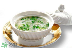 薺菜和魚可以一起吃嗎？薺菜能和魚一起吃嗎？