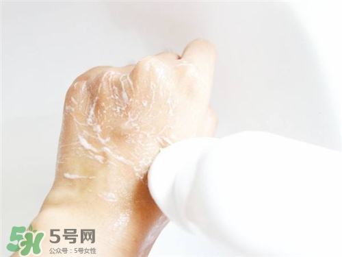倩碧潔面儀刷頭怎么卸？倩碧潔面儀怎么替換刷頭？