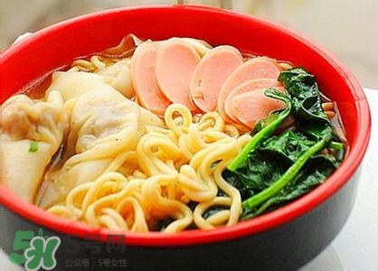 孕婦可以吃方便面嗎？孕婦吃方便面對胎兒有影響嗎
