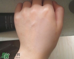 極密bb霜怎么樣？雅麗潔極密bb霜好用嗎？