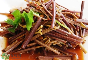 蕨菜苦能吃嗎？蕨菜苦的吃了會(huì)中毒嗎？