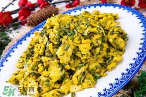 蕨菜可以炒雞蛋嗎？蕨菜能和雞蛋一起吃嗎？
