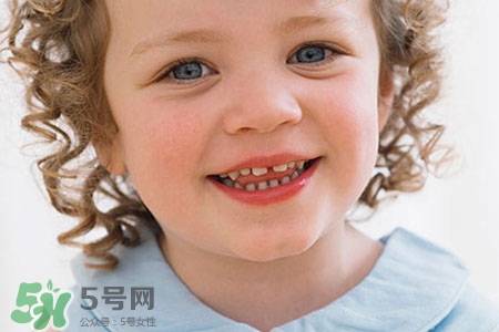 水痘會發(fā)燒嗎？小孩出水痘發(fā)燒怎么辦？