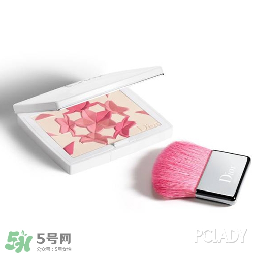 迪奧2017櫻花花瓣腮紅多少錢？2017dior櫻花腮紅專柜價(jià)格