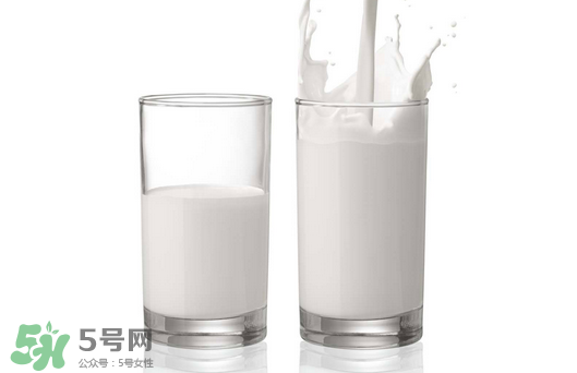 為什么不能空腹喝牛奶？早上空腹喝牛奶好嗎？