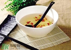 枸杞子泡水隔夜能喝嗎？枸杞子泡水隔夜喝的壞處