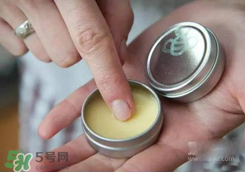 清涼油能消腫嗎？清涼油怎么消腫？