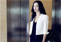 白色西服怎么搭配？白色西服搭配什么內(nèi)搭？