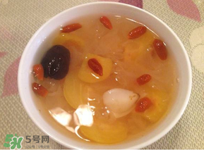 枇杷可以煮水喝嗎？枇杷煮水的功效與作用
