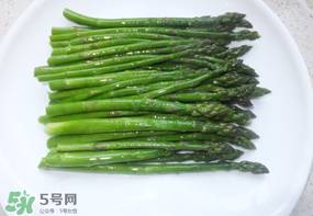 蘆筍能放多久？蘆筍放久了還能吃嗎？
