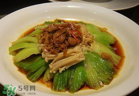 薺菜和金針菇能一起吃嗎？薺菜能和金針菇一起炒嗎？