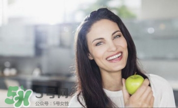 經(jīng)期頭痛惡心是怎么回事？經(jīng)期頭痛的治療方法