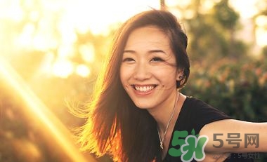 女人熬夜怎么保養(yǎng)皮膚？女人熬夜吃什么補品好？