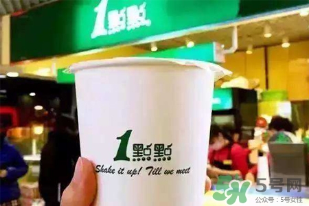 喝一點點奶蓋要攪拌嗎？奶蓋直接喝還是用吸管？
