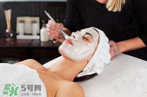 面粉做面膜會堵塞毛孔嗎？面粉怎么做面膜不會堵塞毛孔