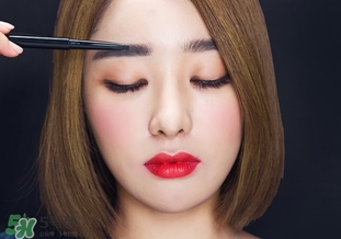 云皙是什么牌子？云皙化妝品是品牌嗎？