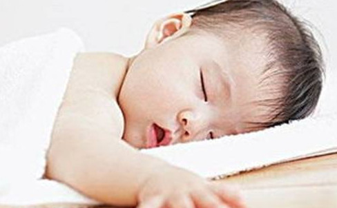 孩子睡覺為什么打呼嚕？孩子睡覺打呼嚕是什么原因