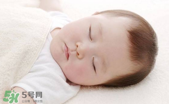孩子睡覺為什么打呼嚕？孩子睡覺打呼嚕是什么原因