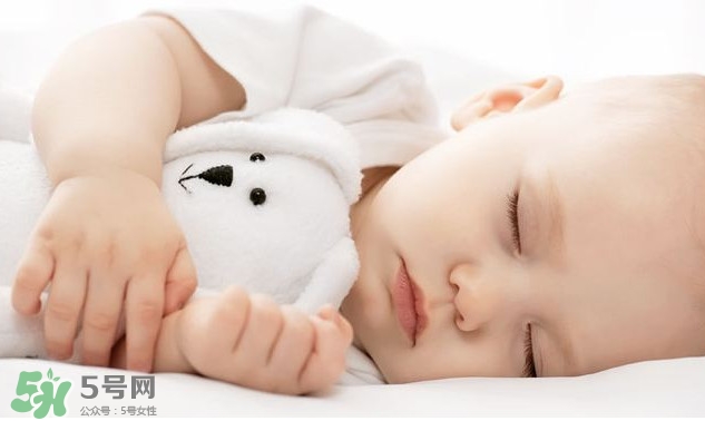 睡眠對人體有何作用？人體正常睡眠幾個小時