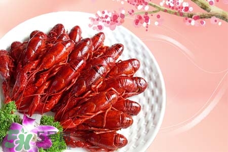小龍蝦可以和吃櫻桃嗎？小龍蝦和櫻桃能一起吃嗎？
