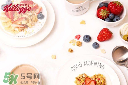 谷蘭諾拉水果谷物麥片怎么吃？谷蘭諾拉水果麥片有幾種吃法？