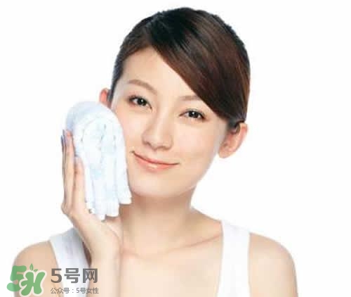 熱毛巾敷臉要幾分鐘？熱毛巾敷臉要多久？