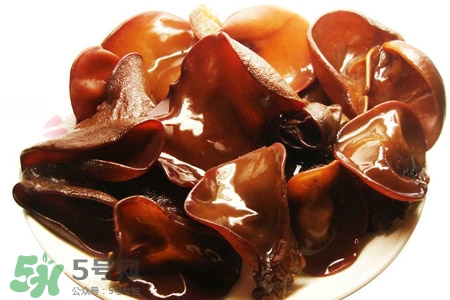 手術(shù)后能吃黑木耳嗎？做完手術(shù)可以吃黑木耳嗎？