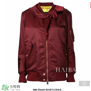 白百合紅色外套是什么牌子？白百合紅色外套是哪個品牌？