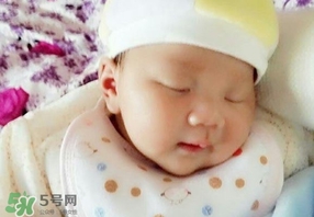 嬰兒濕疹是什么引起的？嬰兒濕疹是什么原因