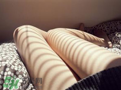 男人看片會怎樣？男人看片心里想的是什么