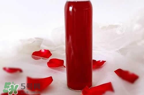 玫瑰水可以天天用嗎？玫瑰水多久用一次比較好？