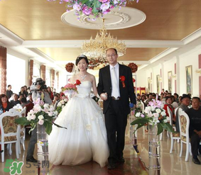 2017年5月哪天結(jié)婚好？2017年5月結(jié)婚黃道吉日