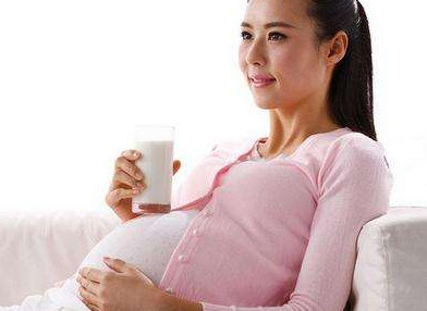 女人補(bǔ)鈣吃什么鈣片好？補(bǔ)鈣鈣片哪個(gè)牌子好