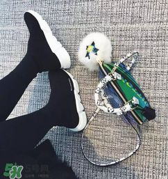 今年流行乾隆皇帝的鞋是什么牌子？乾隆皇帝同款鞋是哪個(gè)品牌？