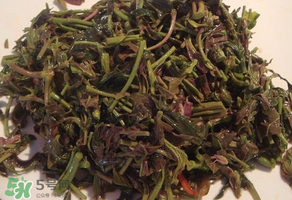 涼拌香椿要過(guò)水嗎？香椿涼拌前需要用開(kāi)水焯一下嗎？