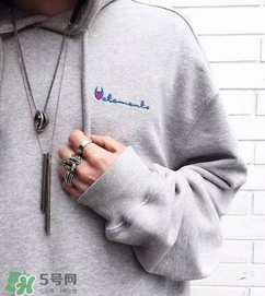 champion衣服什么價位？champion衛(wèi)衣正品多少錢？