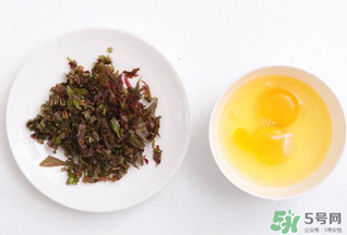 寶寶能吃香椿炒雞蛋嗎？一歲寶寶能吃香椿炒雞蛋嗎？
