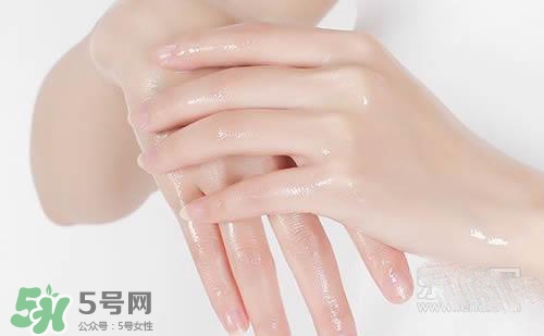 手膜做完要洗手嗎？手膜做完要不要洗手？