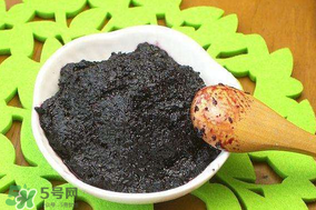 桑葚能染頭發(fā)嗎？桑葚染發(fā)劑自制