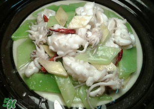 萵筍和魚能一起吃嗎？萵筍可以和魚一起煮嗎？